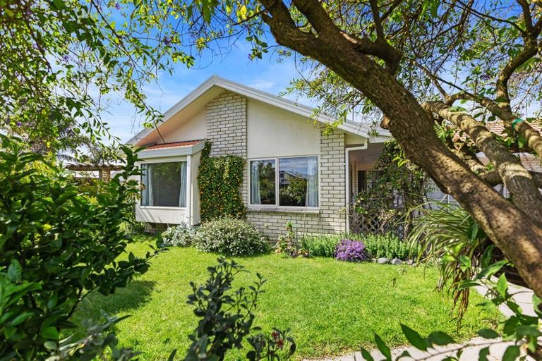 Photo of property in 4 Liftan Place, Mount Maunganui, 3116