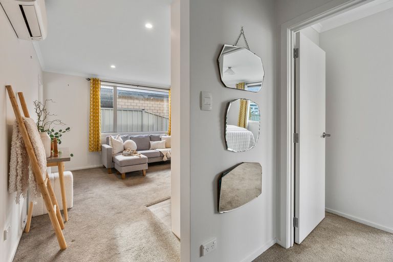 Photo of property in 2 Bruce Street, Mosgiel, 9024