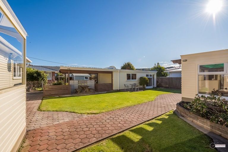 Photo of property in 22 Frederick Street, Avalon, Lower Hutt, 5011