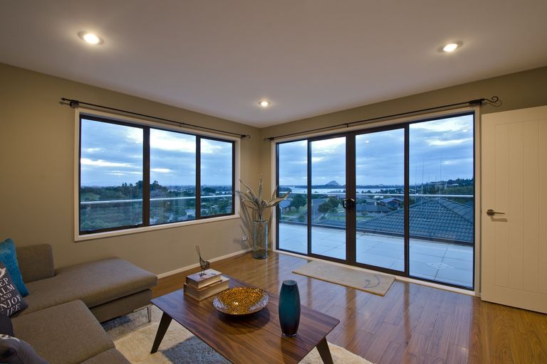 Photo of property in 18 Galaxy Place, Welcome Bay, Tauranga, 3112