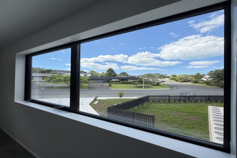 Photo of property in 40b Centorian Drive, Windsor Park, Auckland, 0632