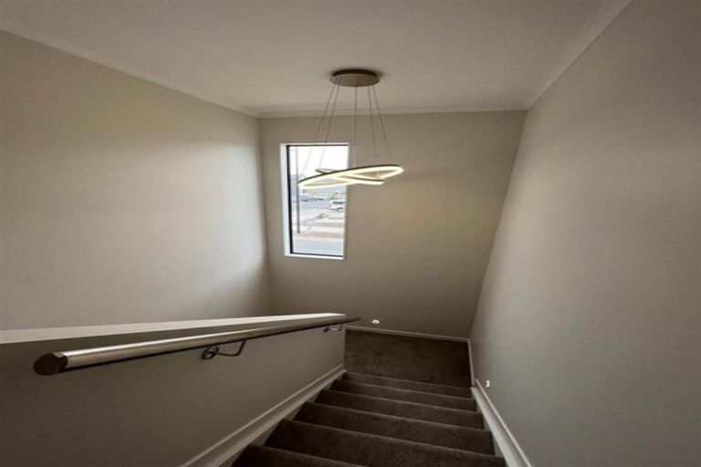 Photo of property in 44 Kairakau Street, Papakura, 2110