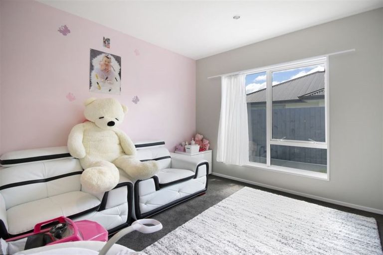 Photo of property in 8 Bofors Close, Wigram, Christchurch, 8042