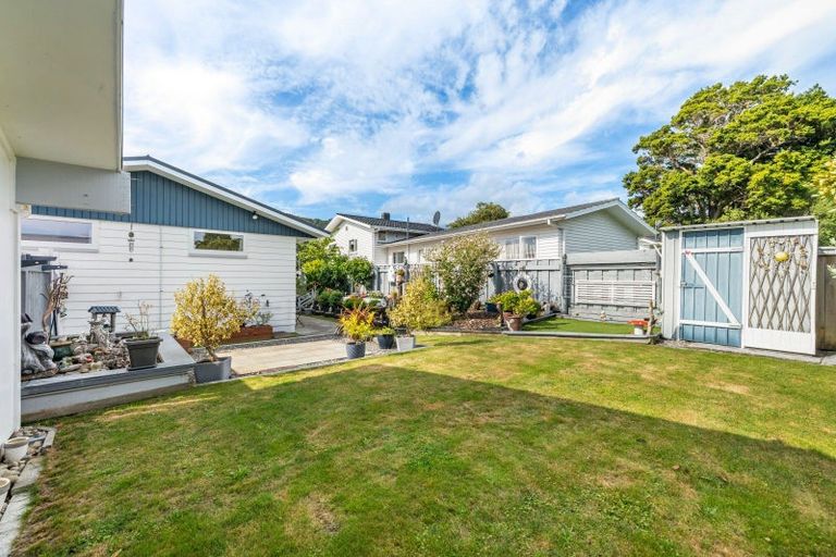 Photo of property in 5 Mcleod Street, Elderslea, Upper Hutt, 5018