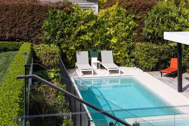 Photo of property in 112 Moa Road, Point Chevalier, Auckland, 1022