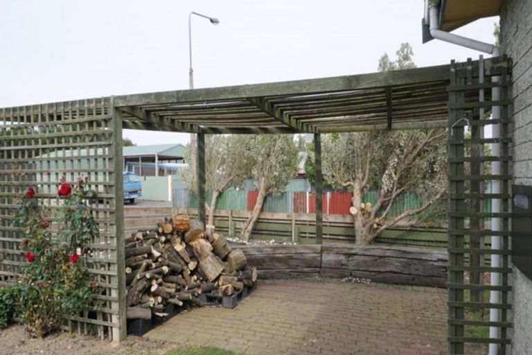 Photo of property in 65 Dipton Street, Kingswell, Invercargill, 9812