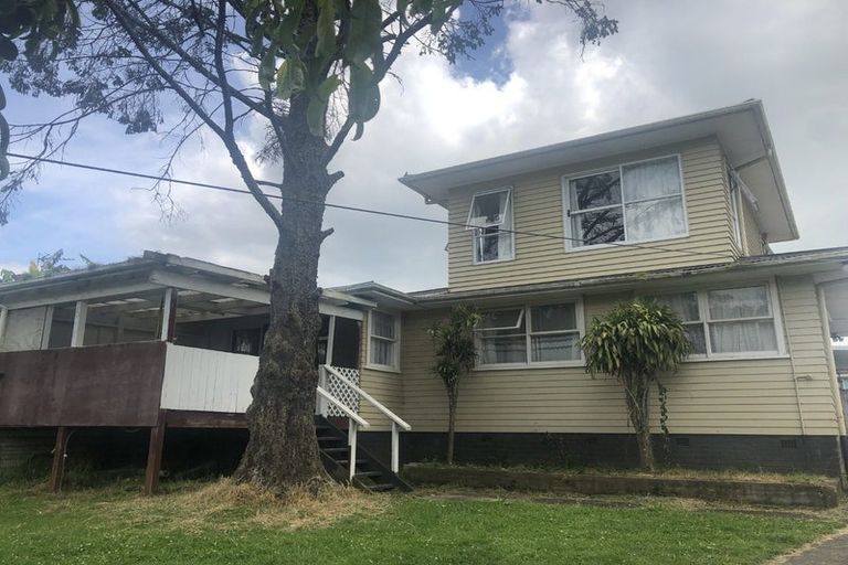 Photo of property in 107 Tidal Road, Mangere, Auckland, 2022