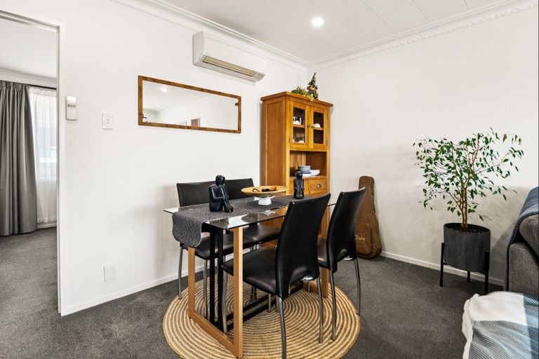 Photo of property in 17b Argyle Street, Mosgiel, 9024