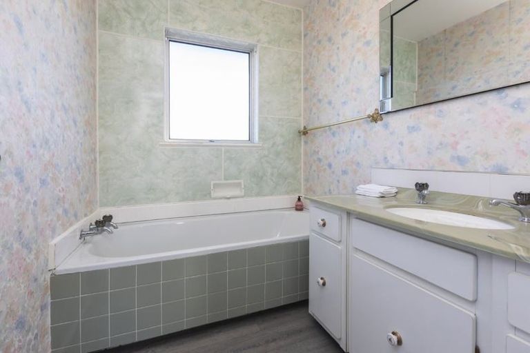 Photo of property in 18 Cheyenne Street, Sockburn, Christchurch, 8042