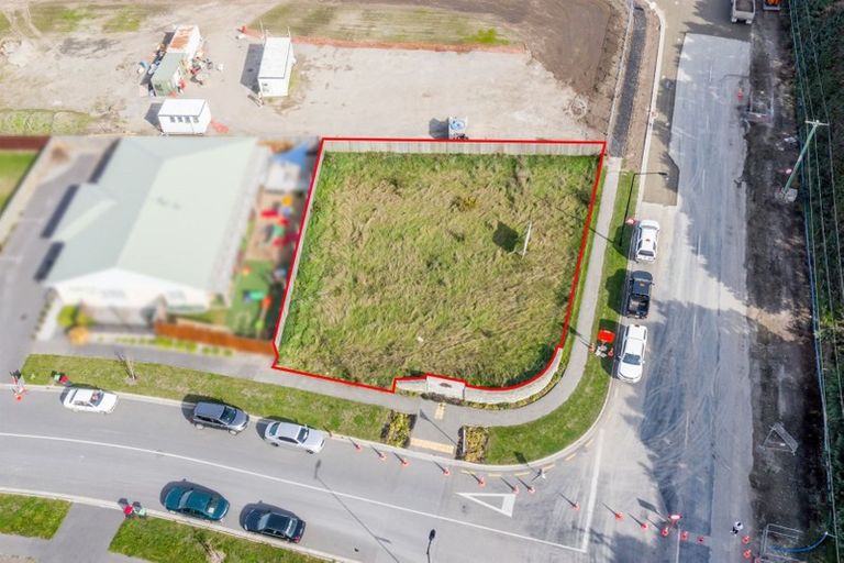 Photo of property in 2 Little Gem Road, Hornby, Christchurch, 8025