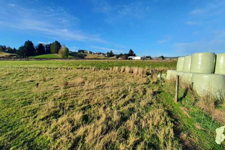 Photo of property in 223 Kaitangata Highway, Stirling, 9231