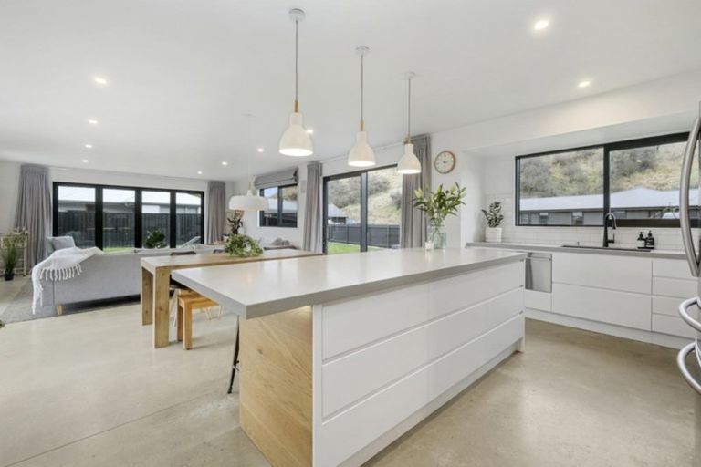 Photo of property in 18 Sandford Terrace, Lower Shotover, Queenstown, 9304