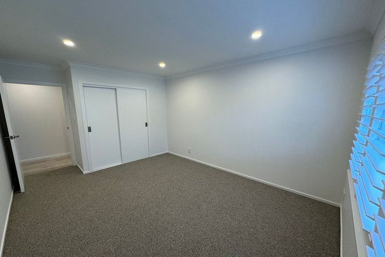 Photo of property in 117 Vodanovich Road, Te Atatu South, Auckland, 0610