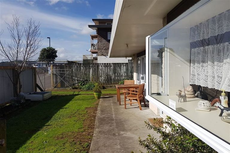 Photo of property in 9b Edinburgh Street, Pukekohe, 2120
