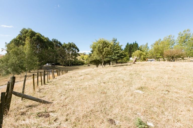 Photo of property in 48 Kenderdine Road, Elsthorpe, Otane, 4277