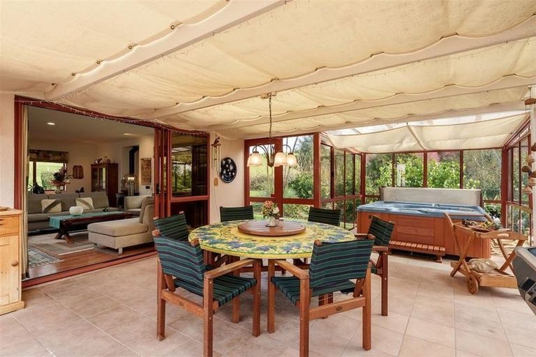 Photo of property in 320c Ohauiti Road, Ohauiti, Tauranga, 3173