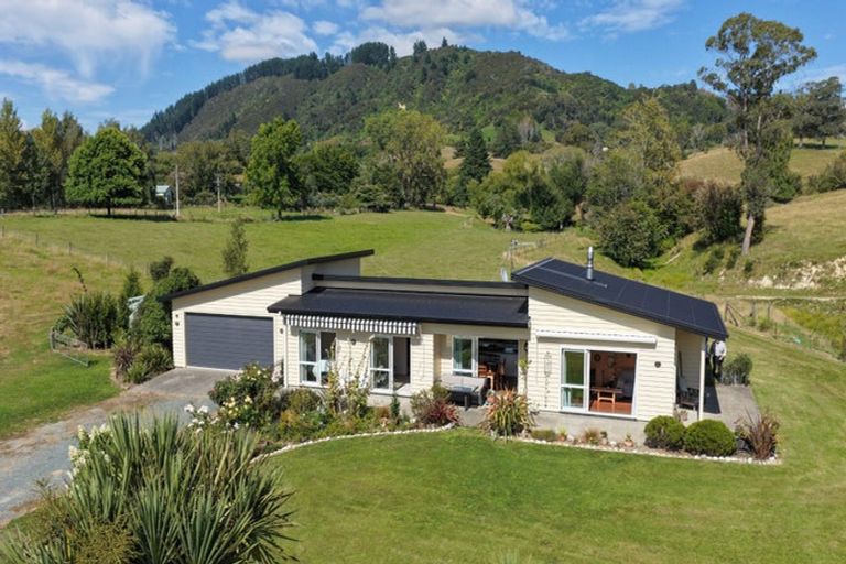 Photo of property in 927 Waiwhero Road, Ngatimoti, Motueka, 7196