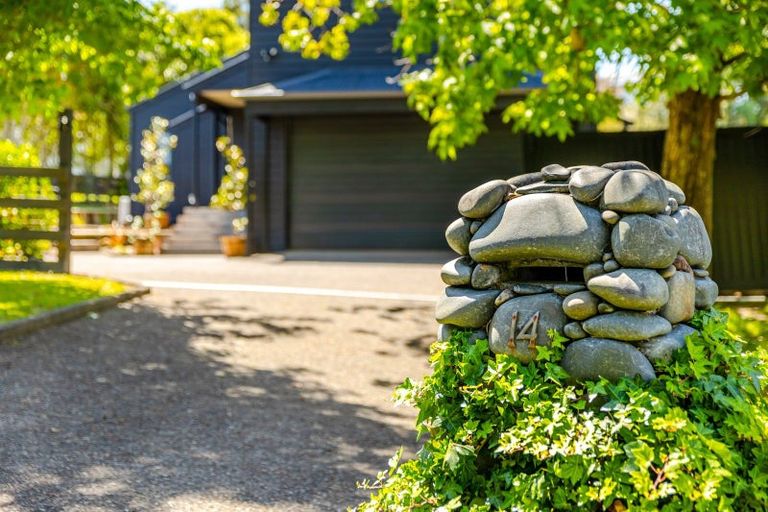 Photo of property in 14 Denehurst Drive, Waimauku, 0812