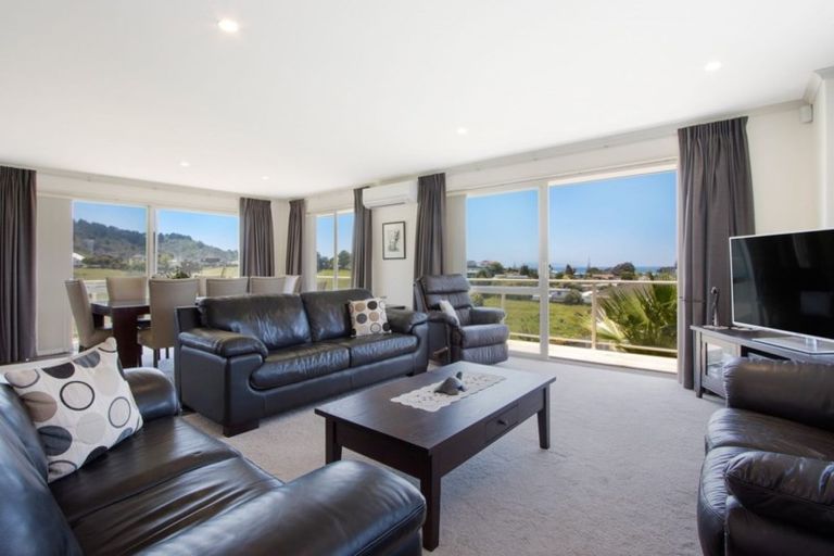 Photo of property in 14 Tohora View, Waihi Beach, 3611