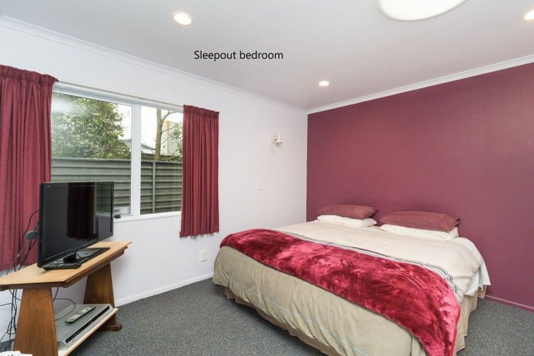 Photo of property in 24 Anakiwa Street, Kelvin Grove, Palmerston North, 4414