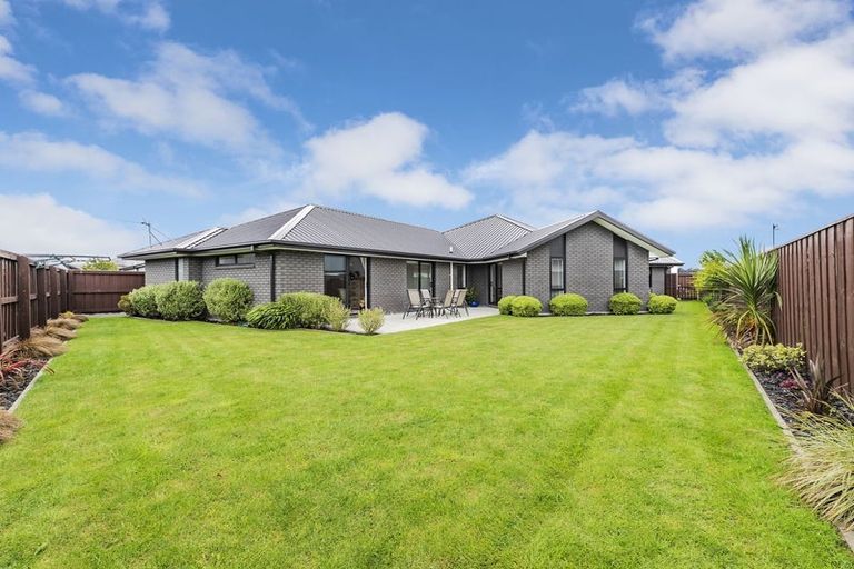 Photo of property in 3 Maurice James Way, Prebbleton, 7604