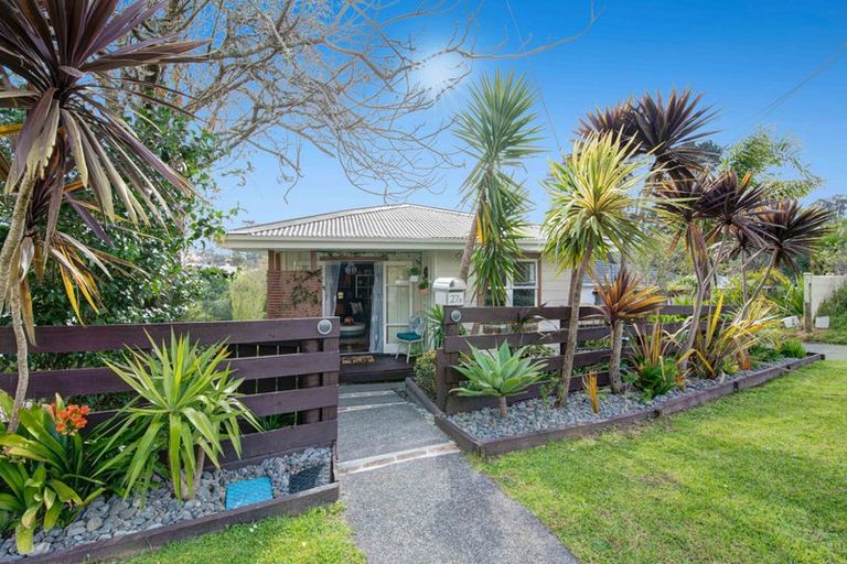 Photo of property in 27a Makiri Street, Helensville, 0800