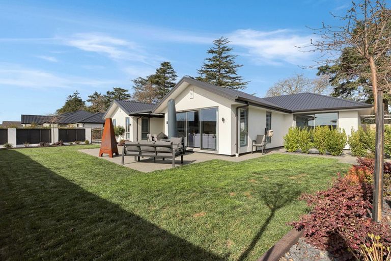 Photo of property in 11 Jag Way, Tinwald, Ashburton, 7700