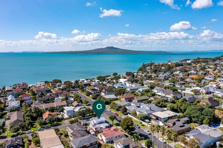 Photo of property in 6 Rewiti Avenue, Takapuna, Auckland, 0622
