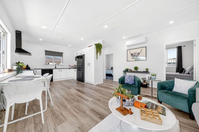 Photo of property in 37a Jellicoe Street, Greytown, 5712