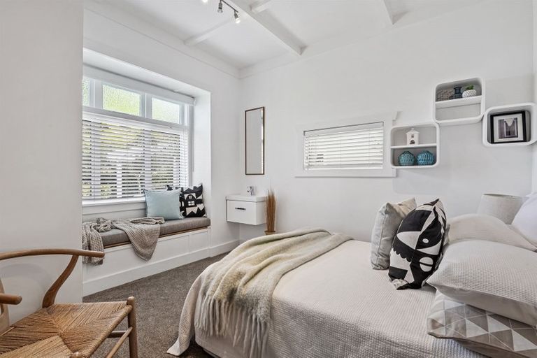 Photo of property in 1/35 Nile Road, Milford, Auckland, 0620