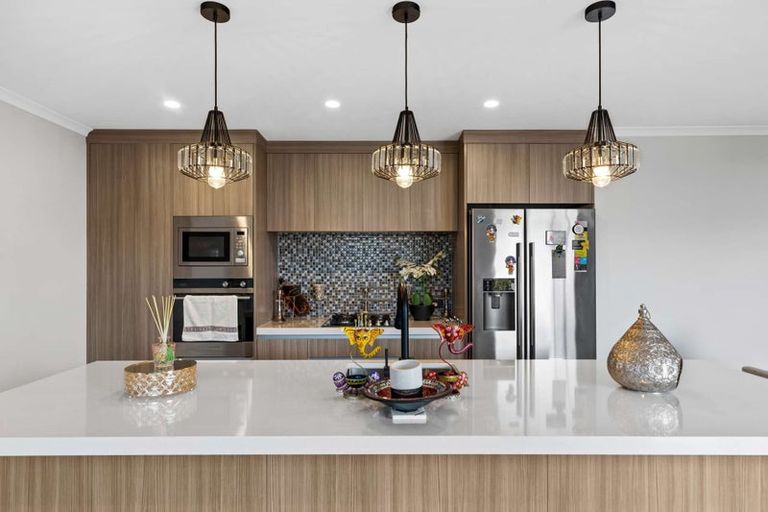 Photo of property in 50 Kauri Heart Avenue, Takanini, 2112