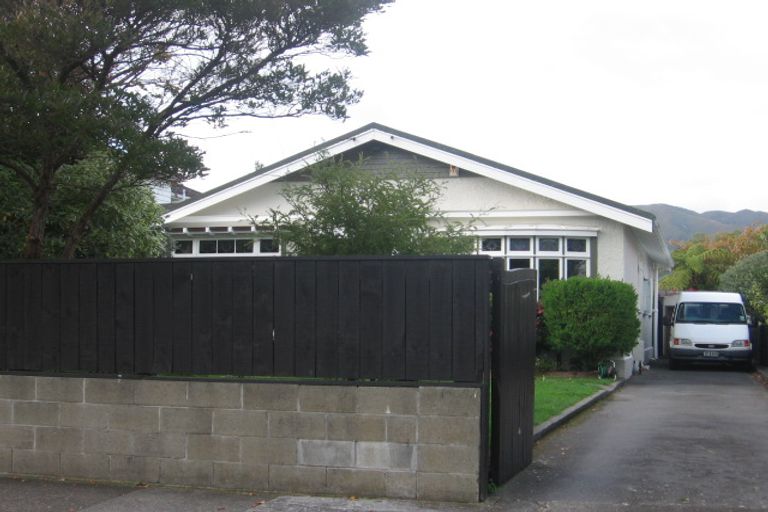 Photo of property in 44 Hautana Street, Woburn, Lower Hutt, 5010