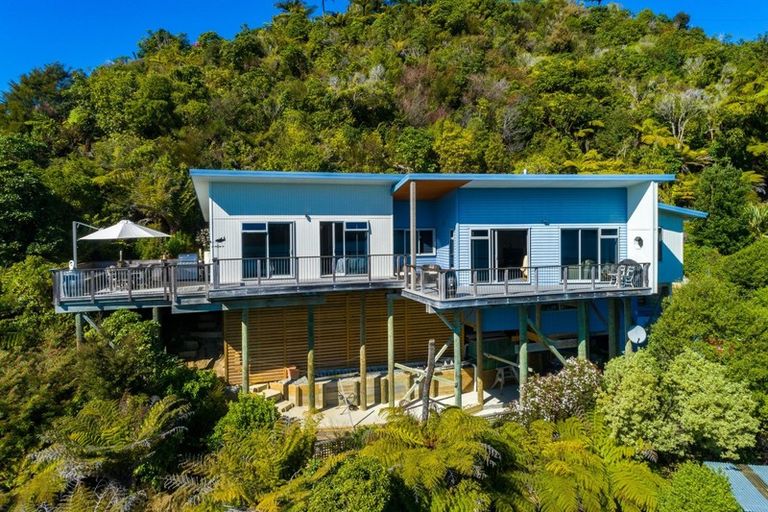 Photo of property in 350b Moetapu Bay Road, Moetapu Bay, Picton, 7282
