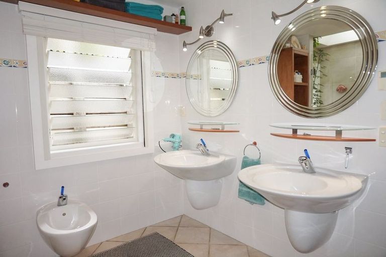 Photo of property in 23 Joyces Road, Paihia, 0200