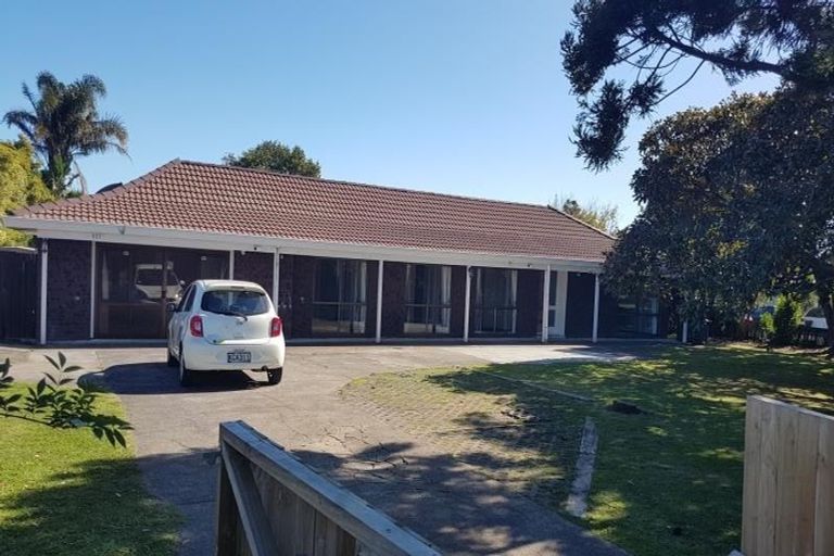 Photo of property in 1/4 Roys Road, Weymouth, Auckland, 2103