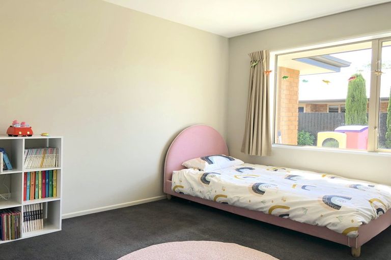 Photo of property in 31 Rolleston Drive, Rolleston, 7614