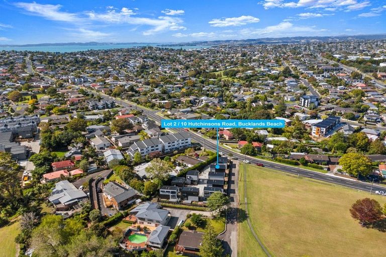 Photo of property in 2/10 Hutchinsons Road, Bucklands Beach, Auckland, 2014