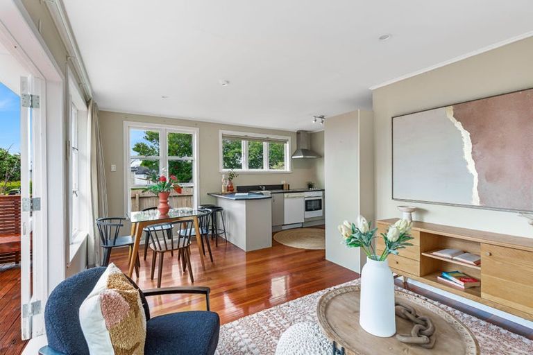 Photo of property in 3/20 Waipani Road, Te Atatu Peninsula, Auckland, 0610