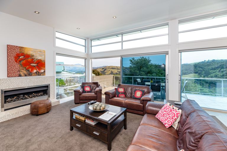 Photo of property in 6 Langlois Lane, Akaroa, 7520