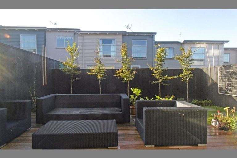 Photo of property in 7 Mollusc Road, Hobsonville, Auckland, 0616