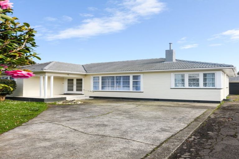 Photo of property in 175 College Street, Awapuni, Palmerston North, 4412