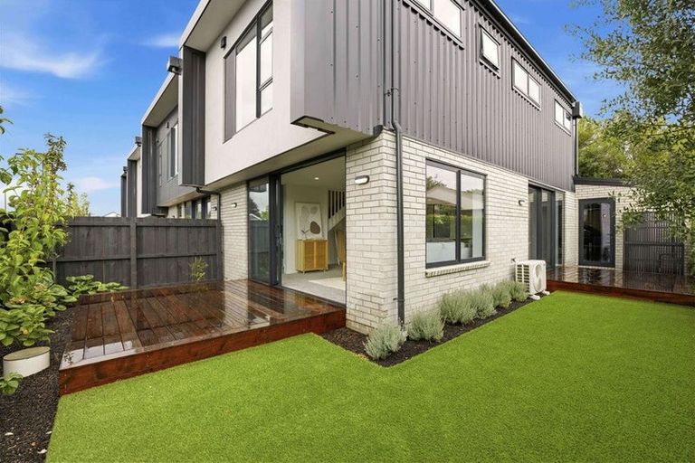 Photo of property in 4/153 Springfield Road, St Albans, Christchurch, 8014