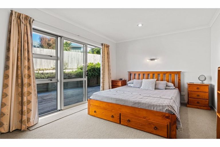 Photo of property in 11 Seabreeze Road, Mangawhai Heads, Mangawhai, 0505