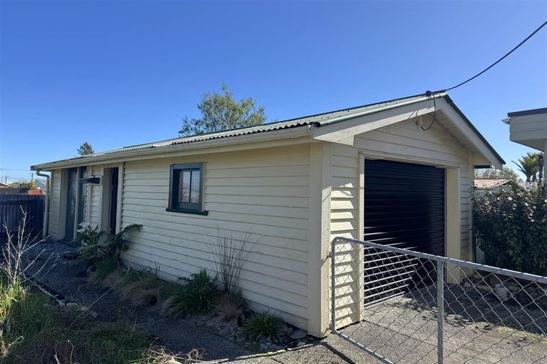 Photo of property in 18 Ashmore Avenue, Cobden, Greymouth, 7802