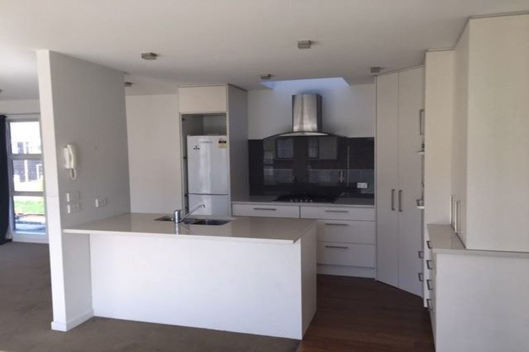 Photo of property in 18b Churchill Street, Christchurch Central, Christchurch, 8013