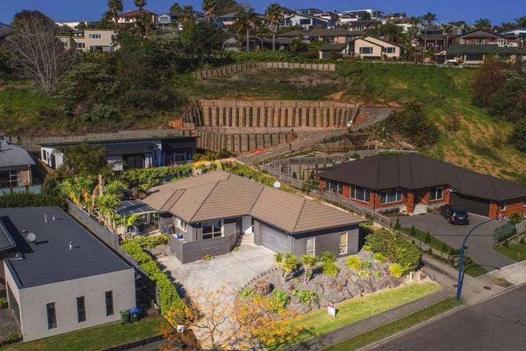 Photo of property in 194 Castlewold Drive, Bethlehem, Tauranga, 3110