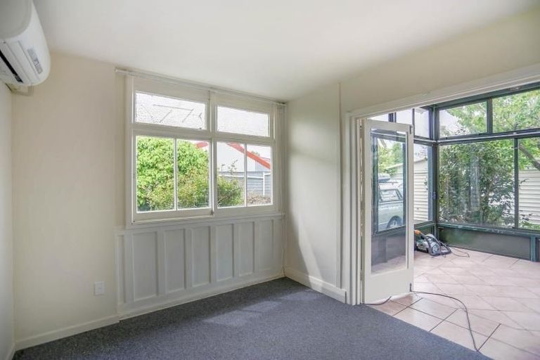 Photo of property in 30 Field Terrace, Upper Riccarton, Christchurch, 8041