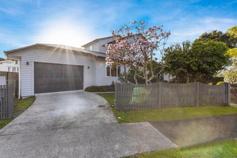 Photo of property in 3 Waimarie Road, Whenuapai, Auckland, 0618