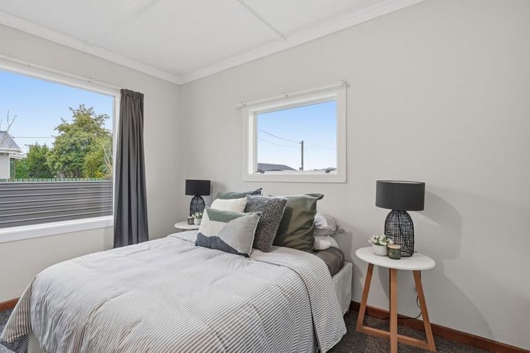 Photo of property in 18 Moa Street, Waikiwi, Invercargill, 9810