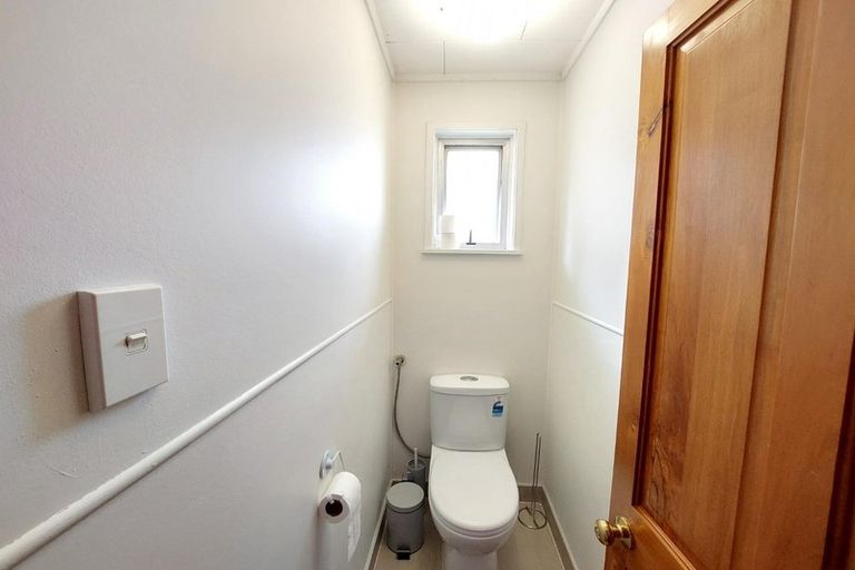 Photo of property in 125 Cascades Road, Pakuranga Heights, Auckland, 2010